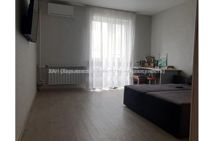 Продам квартиру, Ашхабадская ул. , 2  ком., 47 м², капитальный ремонт 