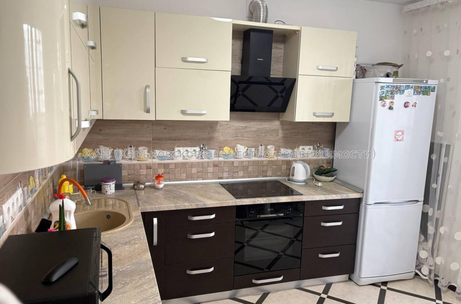 Продам квартиру, Мира ул. , 2  ком., 55.50 м², евроремонт 