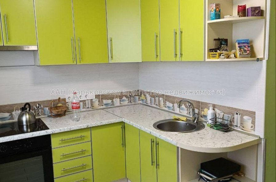 Продам квартиру, Жуковского просп. , 3 кім., 69.80 м², капитальный ремонт 