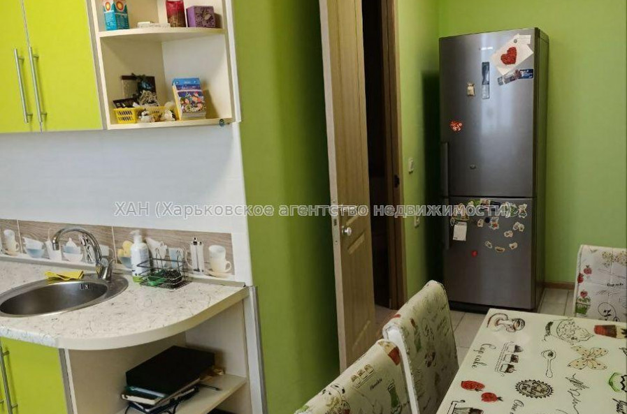 Продам квартиру, Жуковского просп. , 3 кім., 69.80 м², капитальный ремонт 