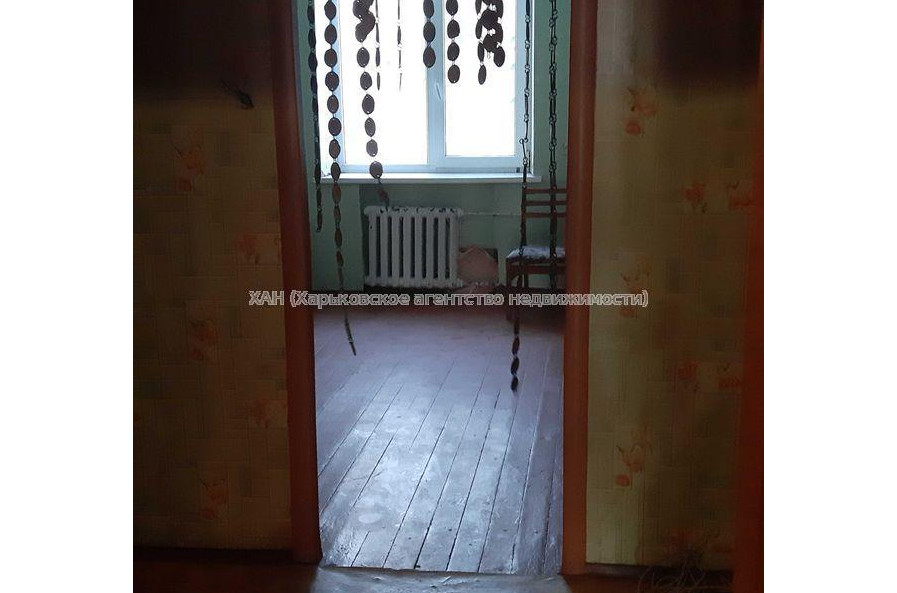 Продам квартиру, Александровский просп. , 1  ком., 27.90 м², советский ремонт 