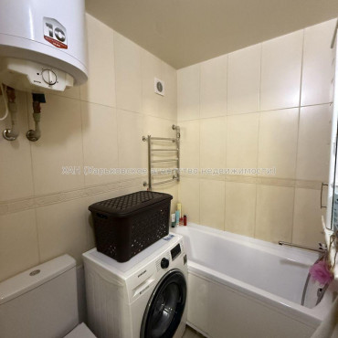 Продам квартиру, Харьковских Дивизий ул. , 3 кім., 57 м², евроремонт 