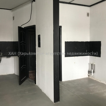 Сдам нежилую недвижимость, помещение свободного назначения , 3  ком., 102 м²