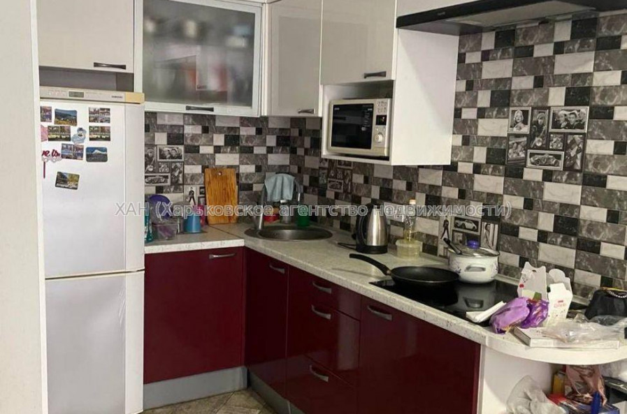 Продам квартиру, Юбилейный просп. , 1  ком., 40 м², капитальный ремонт 
