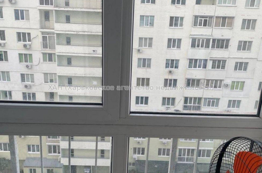 Продам квартиру, Юбилейный просп. , 1  ком., 40 м², капитальный ремонт 