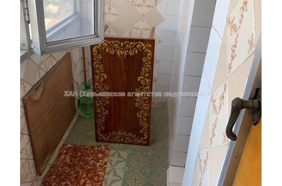Продам квартиру, Титаренковский пер. , 2 кім., 50.30 м², косметический ремонт 