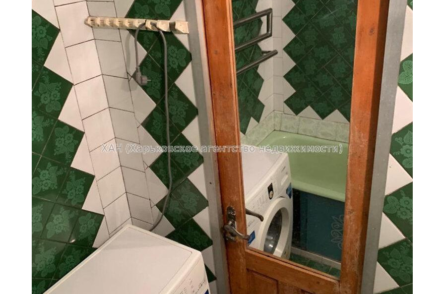 Продам квартиру, Титаренковский пер. , 2 кім., 50.30 м², косметический ремонт 