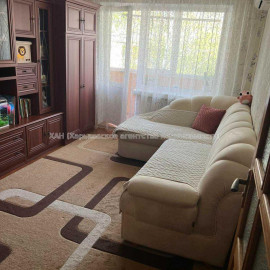 Продам квартиру, Тракторостроителей просп. , 2  ком., 47 м², капитальный ремонт