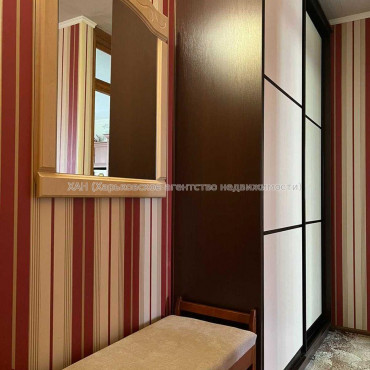 Продам квартиру, Тракторостроителей просп. , 2 кім., 47 м², капитальный ремонт 