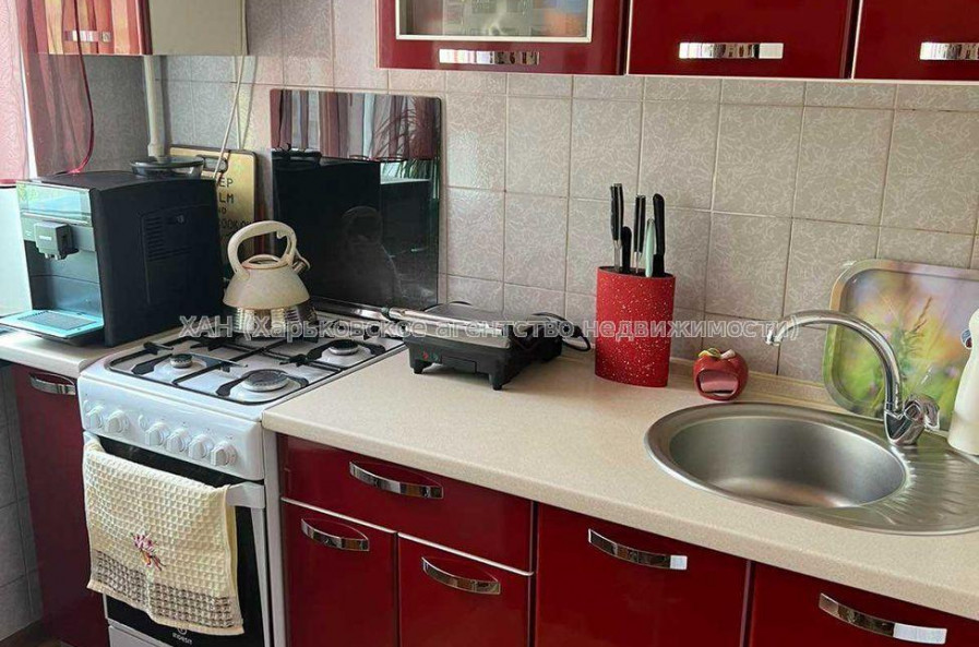 Продам квартиру, Тракторостроителей просп. , 2  ком., 47 м², капитальный ремонт 