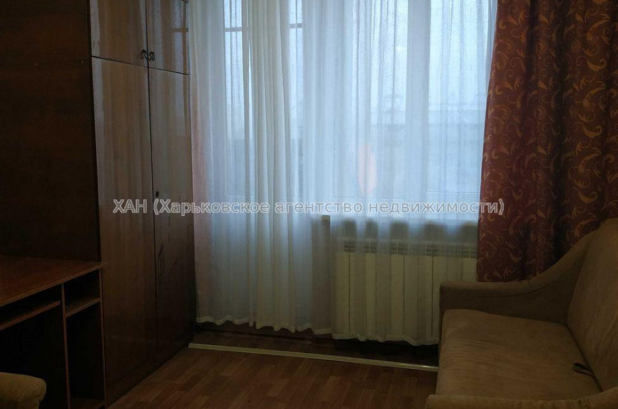 Продам квартиру, Молочная ул. , 1 кім., 27 м², советский ремонт 
