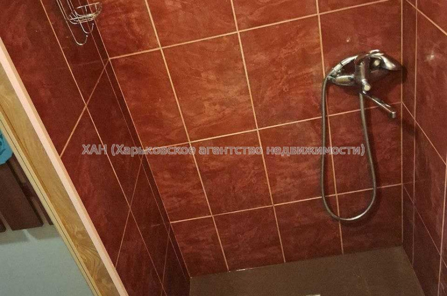 Продам квартиру, Харьковских Дивизий ул. , 1  ком., 14.50 м², капитальный ремонт 