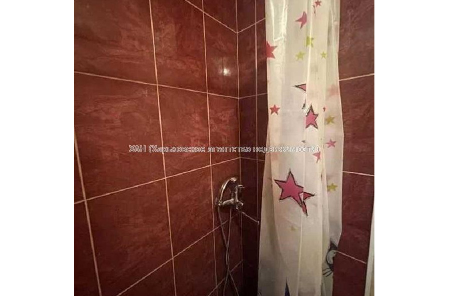Продам квартиру, Харьковских Дивизий ул. , 1  ком., 14.50 м², капитальный ремонт 