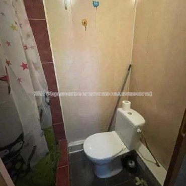 Продам квартиру, Харьковских Дивизий ул. , 1 кім., 14.50 м², капитальный ремонт 