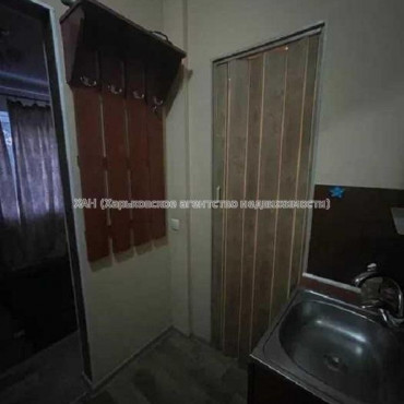 Продам квартиру, Харьковских Дивизий ул. , 1 кім., 14.50 м², капитальный ремонт 