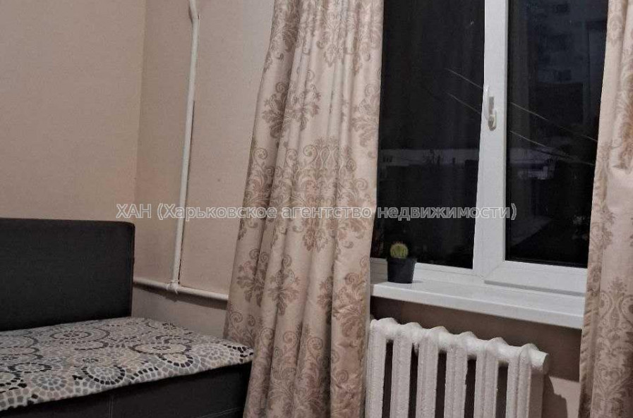 Продам квартиру, Харьковских Дивизий ул. , 1  ком., 14.50 м², капитальный ремонт 