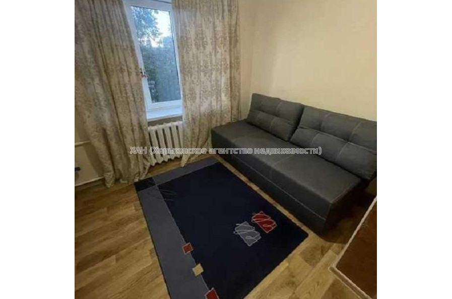 Продам квартиру, Харьковских Дивизий ул. , 1  ком., 14.50 м², капитальный ремонт 