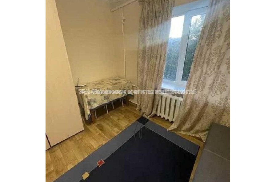 Продам квартиру, Харьковских Дивизий ул. , 1  ком., 14.50 м², капитальный ремонт 