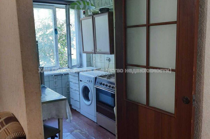 Продам квартиру, Юрьева бульв. , 1 кім., 32 м², косметический ремонт 