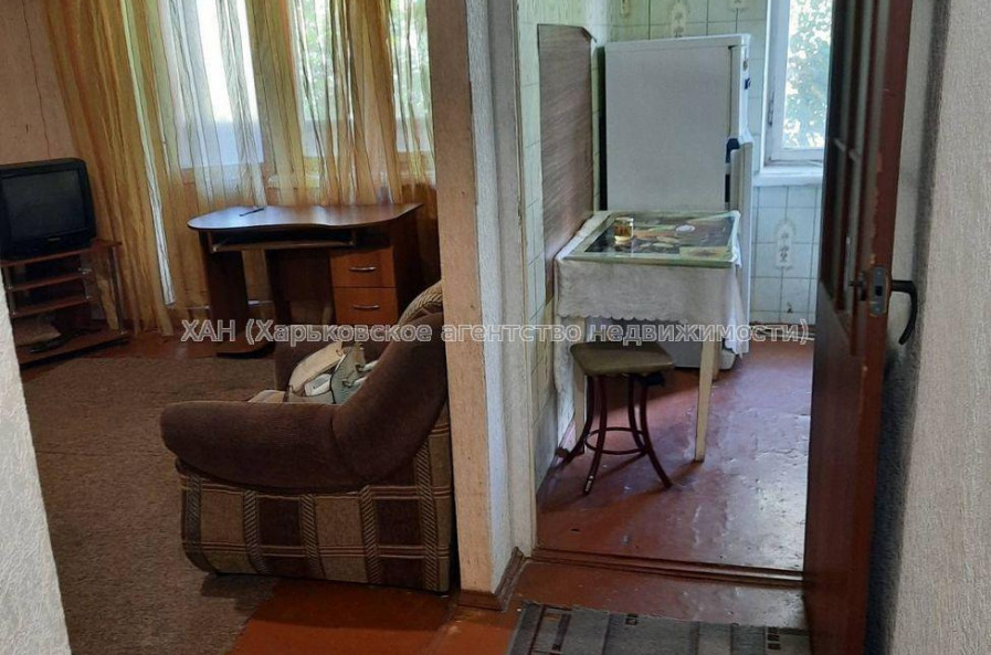 Продам квартиру, Юрьева бульв. , 1 кім., 32 м², косметический ремонт 