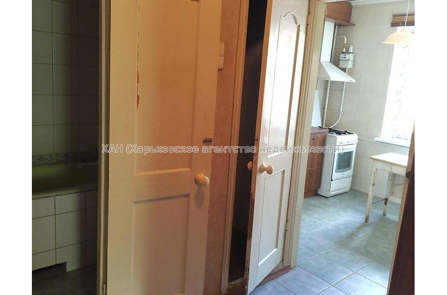 Продам квартиру, Таборова ул. , 2 кім., 55.80 м², косметический ремонт 