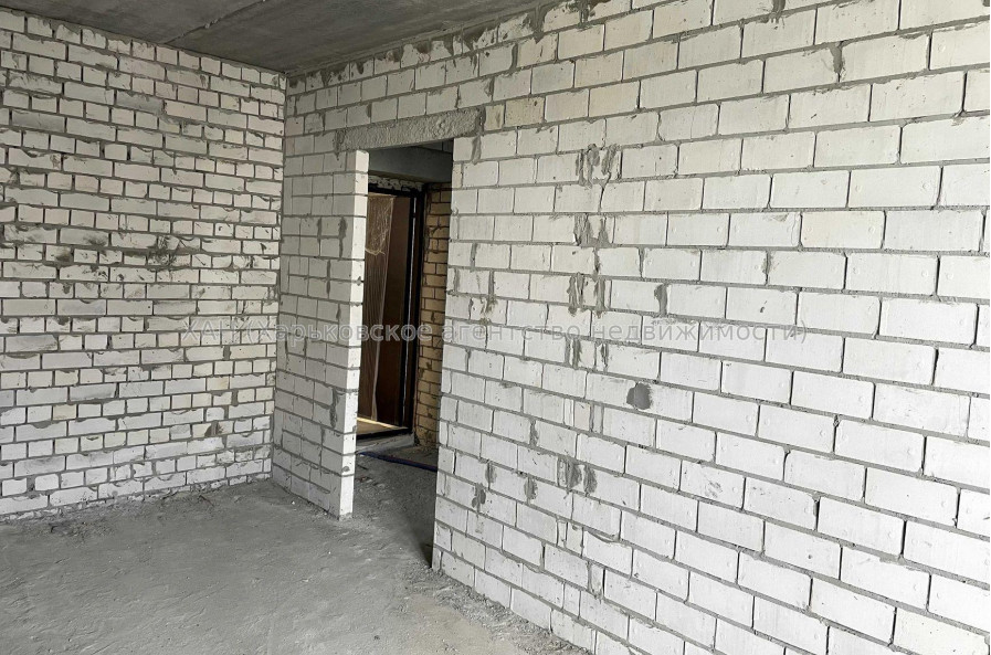 Продам квартиру, 1  ком., 45.70 м², без внутренних работ 