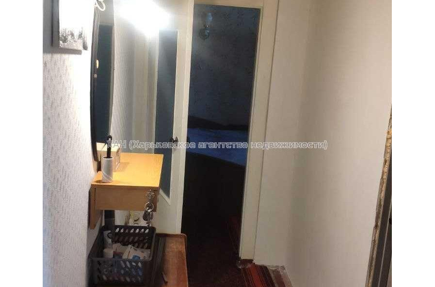 Продам квартиру, Каденюка ул. , 2  ком., 42 м², косметический ремонт 