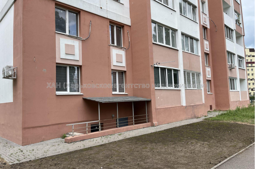 Продам квартиру, Шевченковский пер. , 2  ком., 56 м², без отделочных работ 