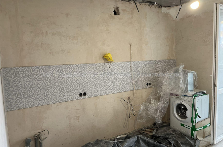 Продам квартиру, Шевченковский пер. , 2  ком., 56 м², без отделочных работ 