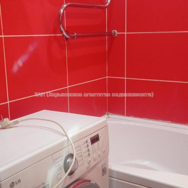 Здам квартиру, Большая Кольцевая ул. , 134 , 2 кім., 52 м², капитальный ремонт 