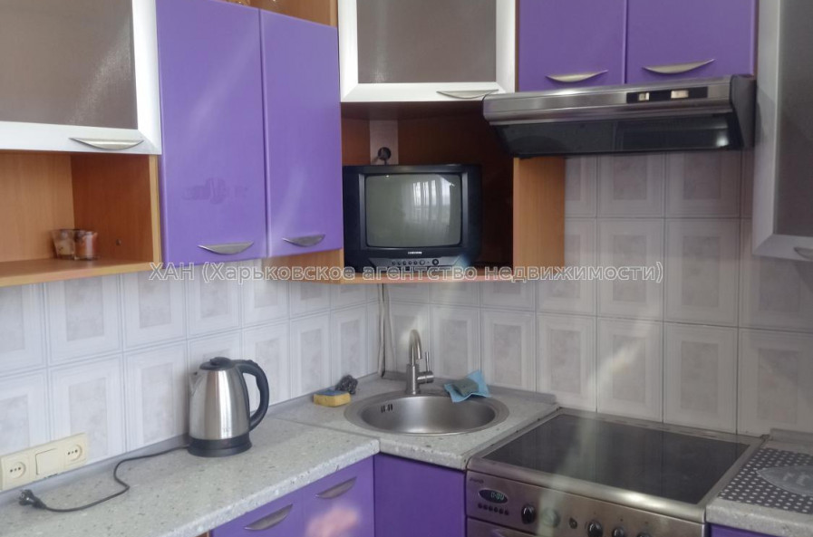 Здам квартиру, Большая Кольцевая ул. , 134 , 2 кім., 52 м², капитальный ремонт 
