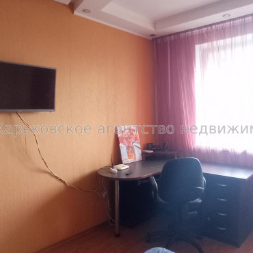 Здам квартиру, Большая Кольцевая ул. , 134 , 2 кім., 52 м², капитальный ремонт 