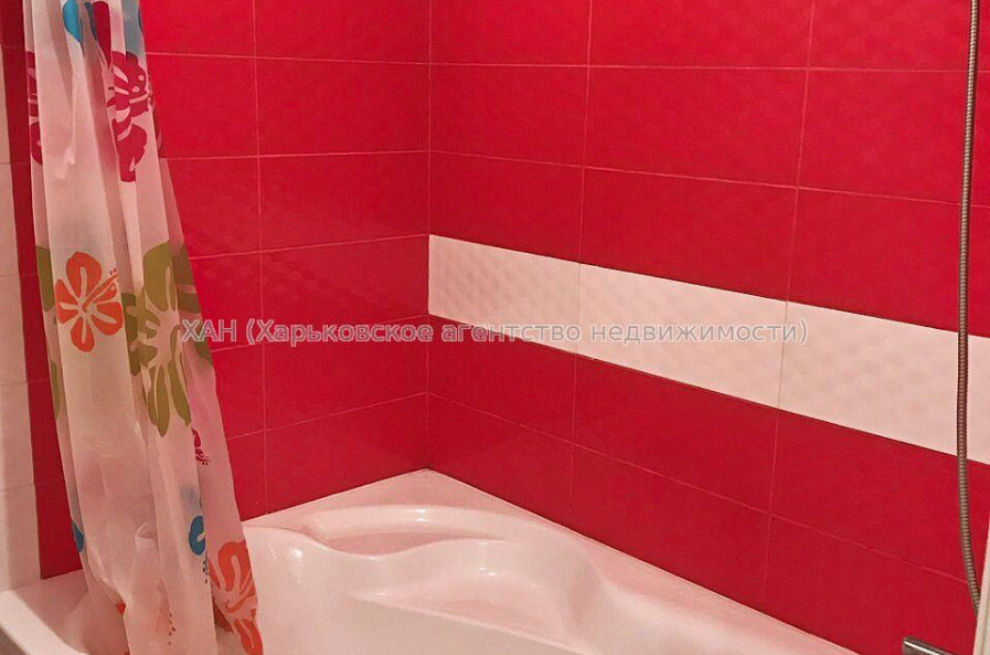 Продам квартиру, Юбилейный просп. , 67Б , 2 кім., 58 м², капитальный ремонт 