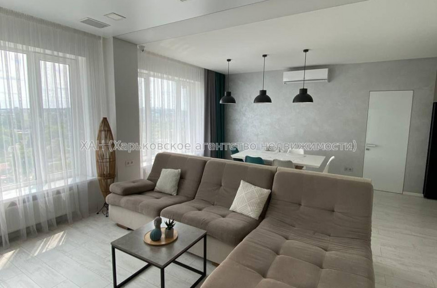 Продам квартиру, Клочковская ул. , 3 кім., 88 м², авторский дизайн 