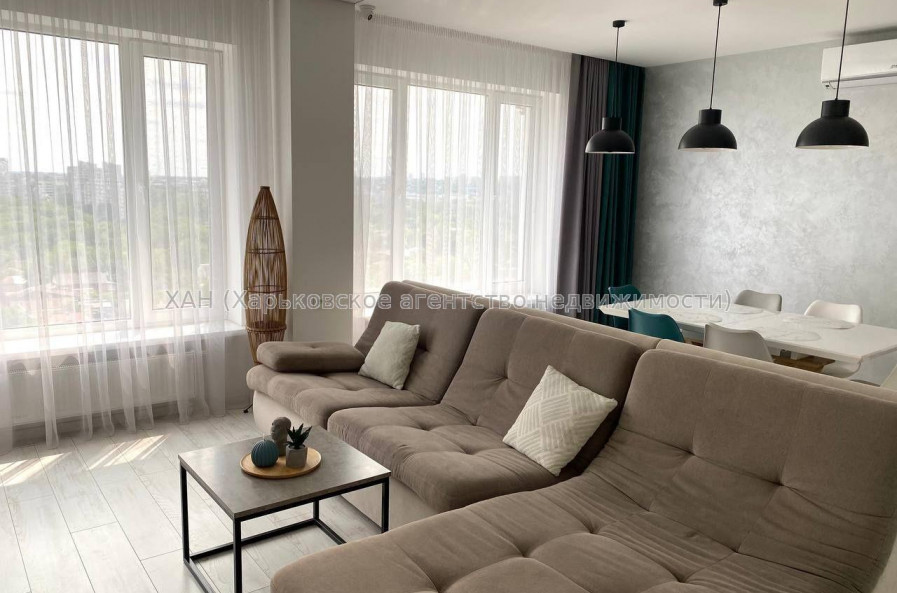Продам квартиру, Клочковская ул. , 3 кім., 88 м², авторский дизайн 