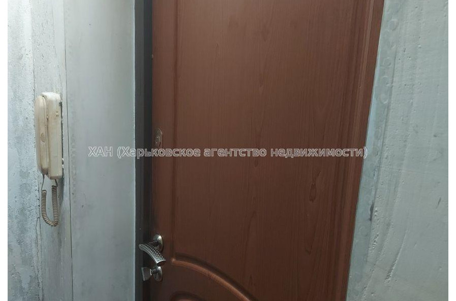 Продам квартиру, Ковтуна ул. , 1 кім., 40 м², советский ремонт 