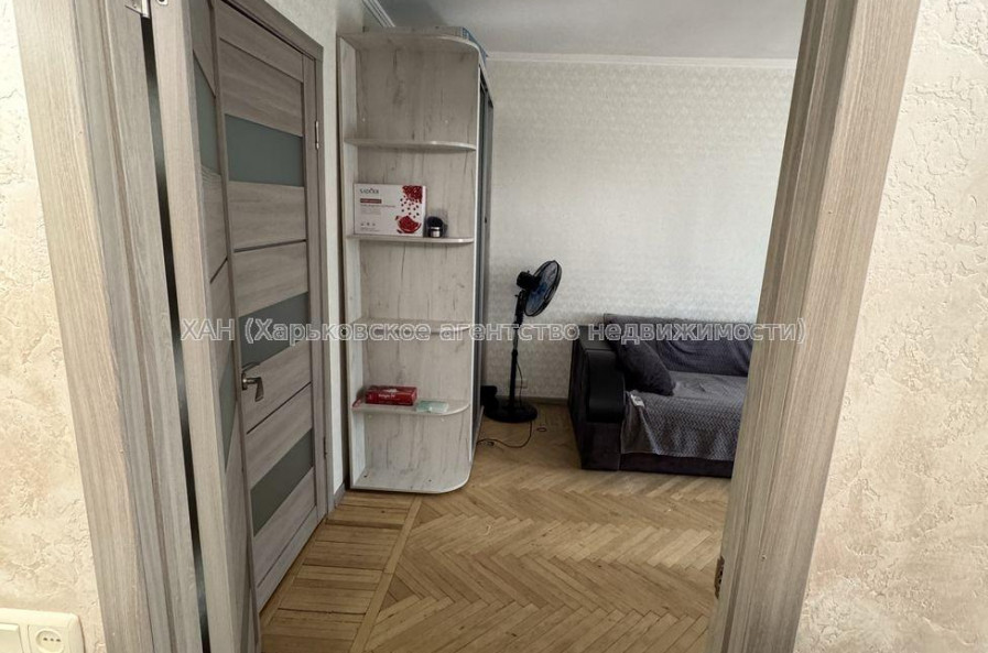 Продам квартиру, 23 Августа ул. , 2  ком., 45 м², капитальный ремонт 