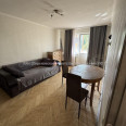 Продам квартиру, 23 Августа ул. , 2  ком., 45 м², капитальный ремонт 
