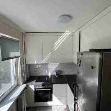 Продам квартиру, 23 Августа ул. , 2  ком., 45 м², капитальный ремонт 