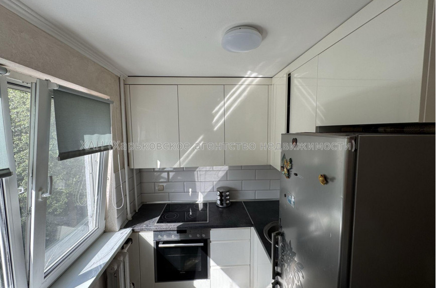 Продам квартиру, 23 Августа ул. , 2  ком., 45 м², капитальный ремонт 