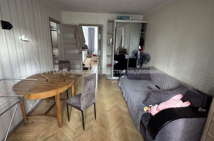 Продам квартиру, 23 Августа ул. , 2  ком., 45 м², капитальный ремонт 