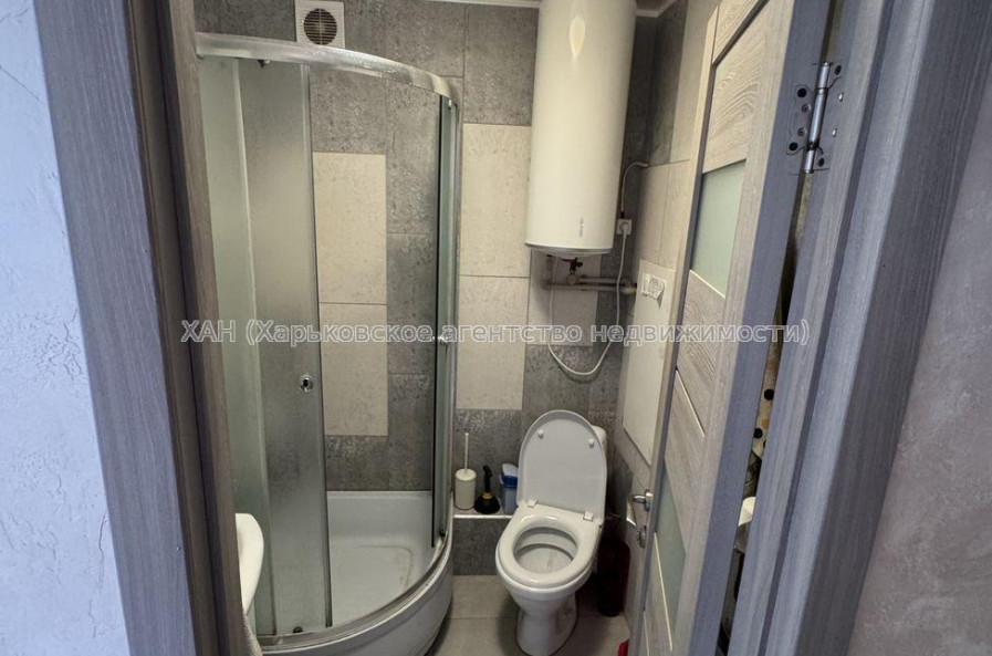 Продам квартиру, 23 Августа ул. , 2  ком., 45 м², капитальный ремонт 