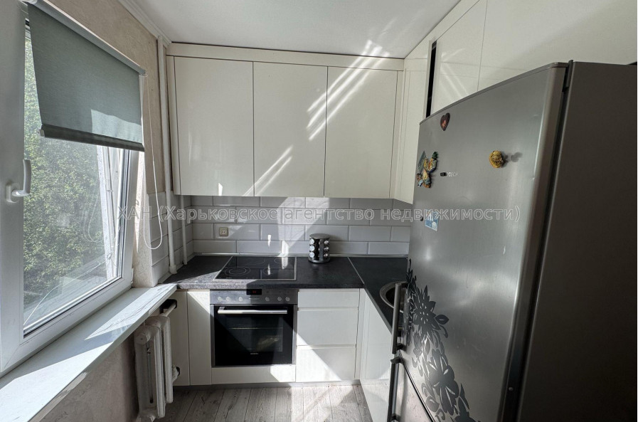 Продам квартиру, 23 Августа ул. , 2  ком., 45 м², капитальный ремонт 
