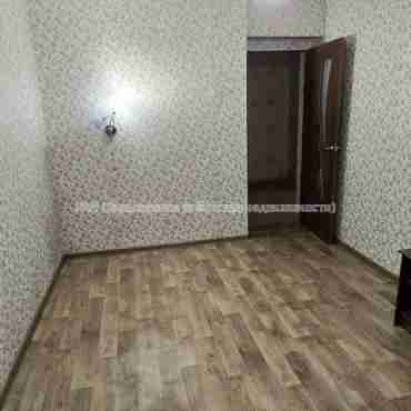 Продам квартиру, Камская ул. , 3  ком., 68 м², советский ремонт 