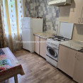 Продам квартиру, Олега Адамовского ул. , 3  ком., 68 м², советский ремонт 