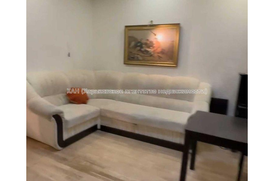 Продам квартиру, Тракторостроителей просп. , 103Г , 2 кім., 65 м², евроремонт 