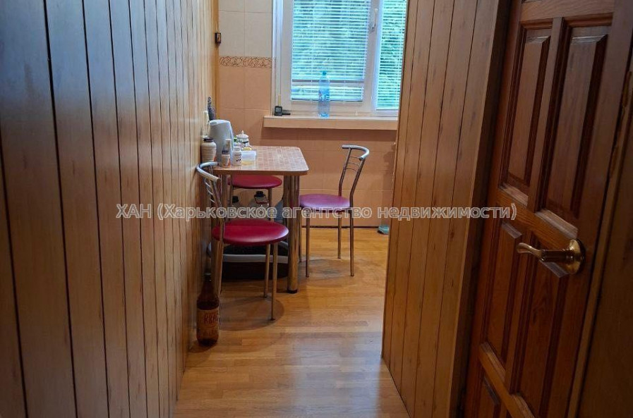 Продам квартиру, Байрона пр-т , 2  ком., 43.80 м², косметический ремонт 
