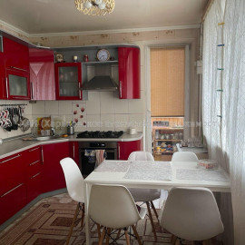 Продам квартиру, Олимпийская ул. , 3  ком., 95 м², евроремонт