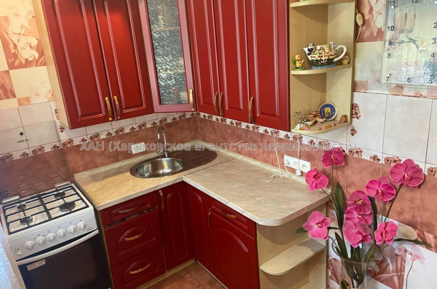 Продам квартиру, Александра Орлова ул. , 3  ком., 57 м², капитальный ремонт 