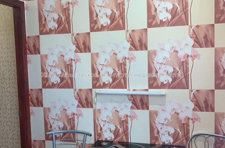 Продам квартиру, Матросова Александра ул. , 3  ком., 57 м², капитальный ремонт 